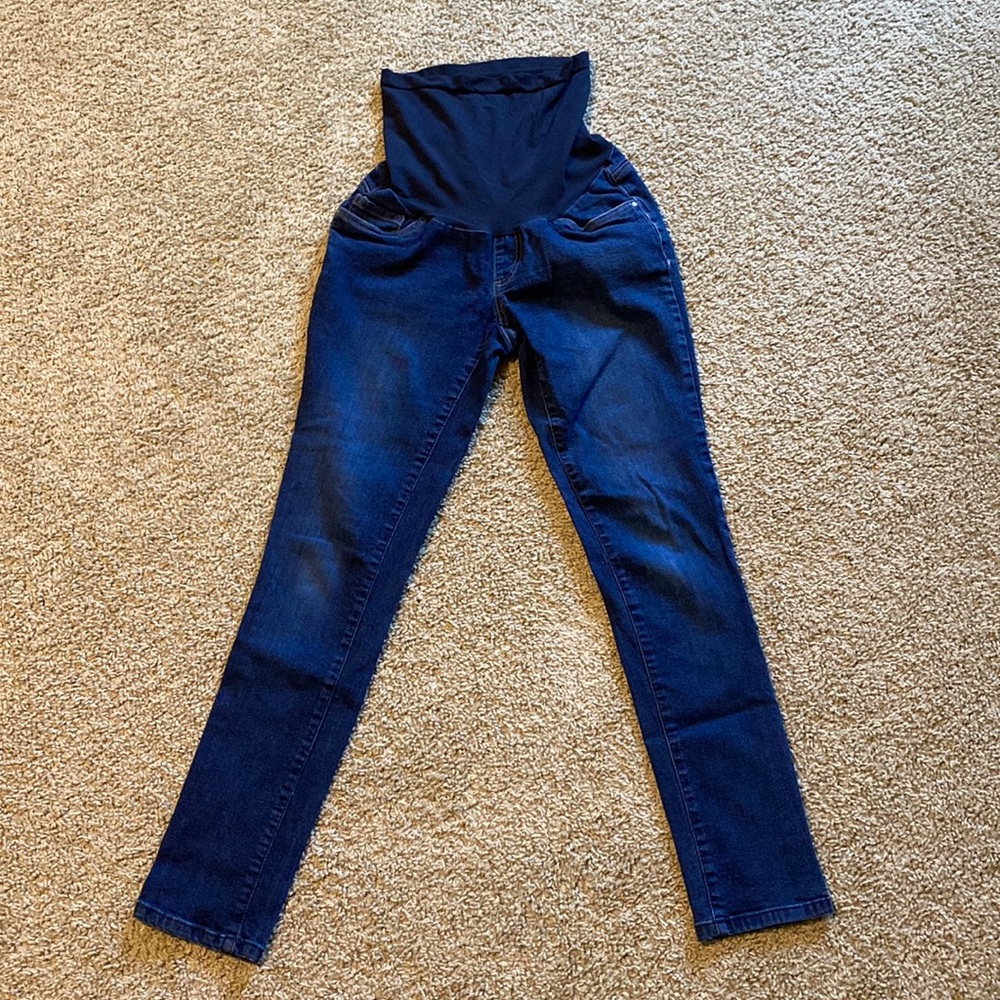 5 pocked dark wash skinny maternity jeans